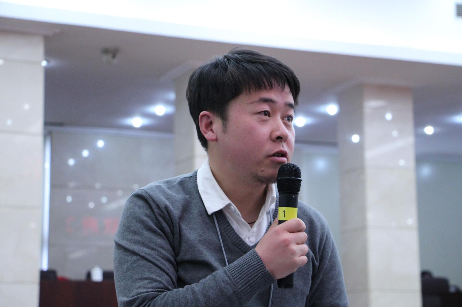 西藏日?qǐng)?bào)記者提問.JPG