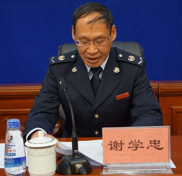 新聞發(fā)言人：西藏自治區(qū)國稅局黨組成員、總經(jīng)濟(jì)師 謝學(xué)忠.jpg