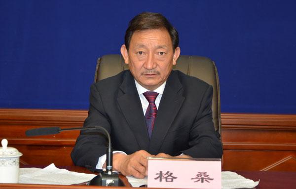 林芝市財(cái)政局黨組書記、副局長(zhǎng)  格桑.jpg