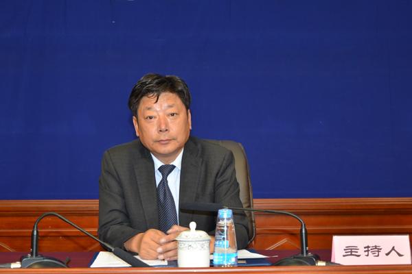 主持人：自治區(qū)黨委宣傳部副部長(zhǎng)、區(qū)黨委外宣辦（區(qū)政府新聞辦）主任 晉美旺措.jpg