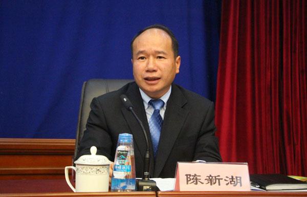 新聞發(fā)言人：西藏自治區(qū)國土資源廳副廳長、區(qū)測繪局局長陳新湖.jpg