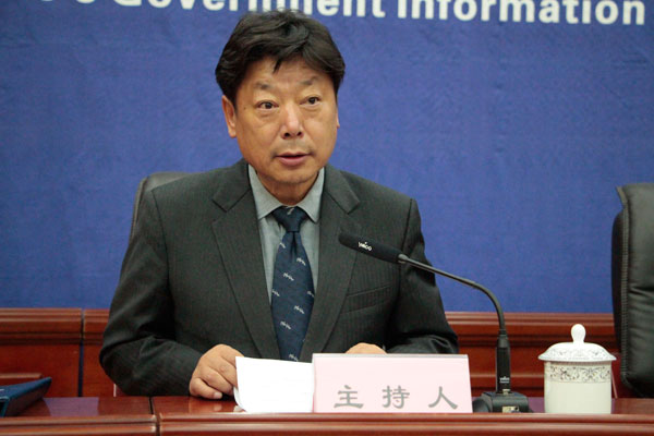 主持人：西藏自治區(qū)黨委宣傳部巡視員、區(qū)政府新聞辦主任-晉美旺措.jpg
