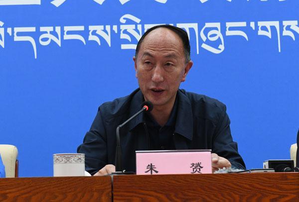 新聞發(fā)言人：區(qū)教育督導(dǎo)委員會常務(wù)副主任、區(qū)教育廳黨組成員 朱赟.jpg