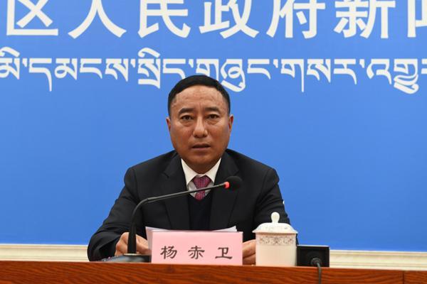 楊赤衛(wèi) 林芝市常委、政府副市長.JPG