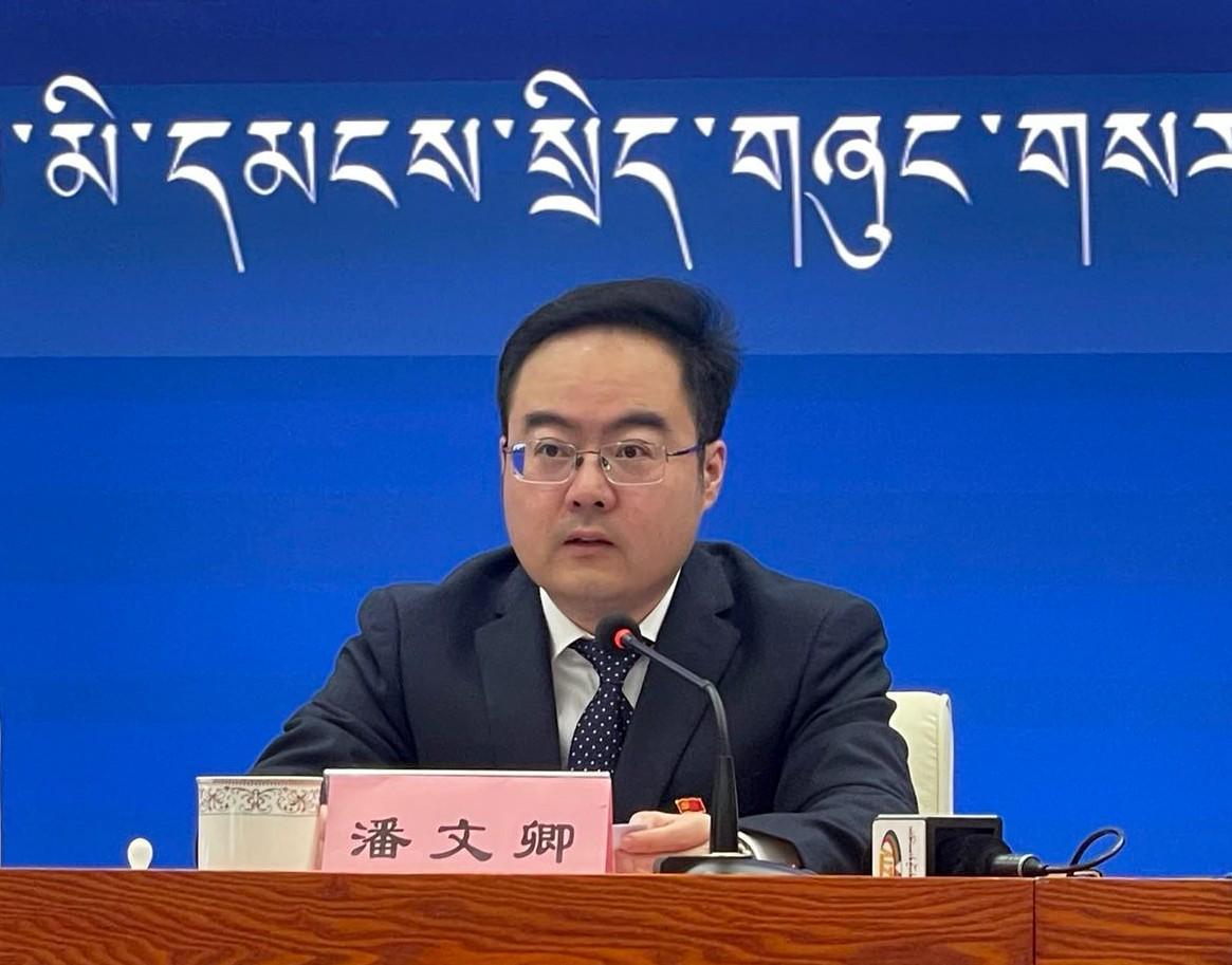 新聞發(fā)言人：拉薩市政府副市長(zhǎng)、市政府發(fā)言人 潘文卿.jpg