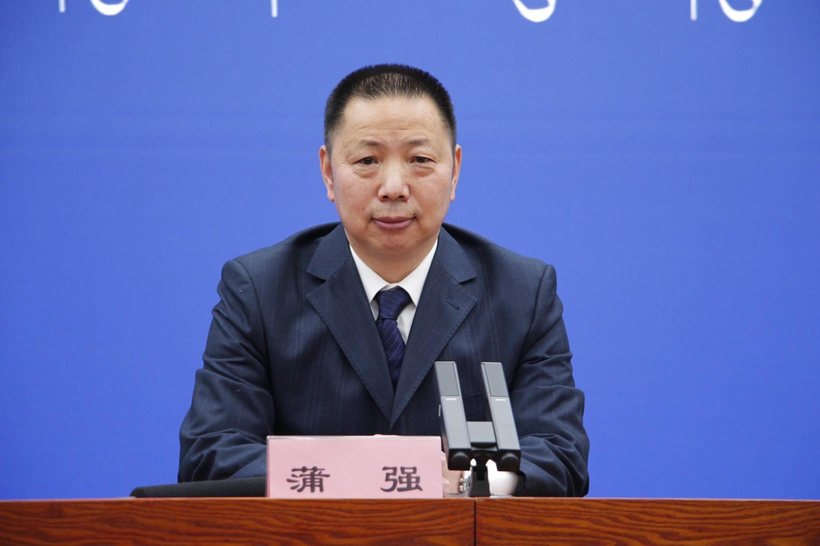 新聞發(fā)言人：西藏自治區(qū)氣象局黨組副書記、局長 蒲強.JPG